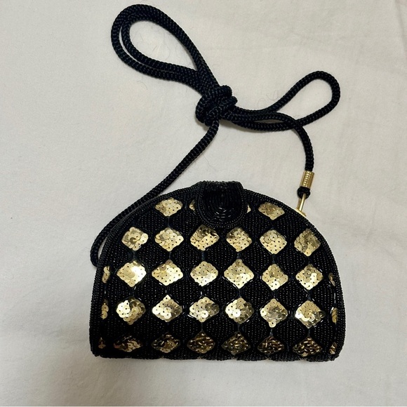 Inge Christopher Black Gold Beaded Sequin Shoulder/Crossbody Bag - Picture 1 of 12